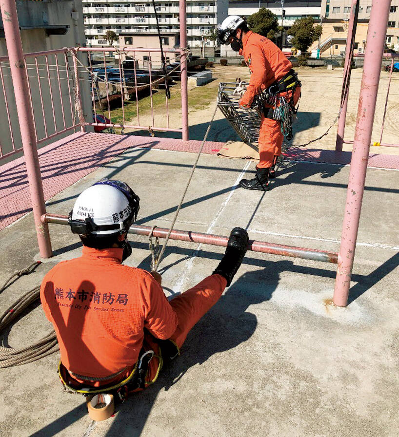 熊本市消防局 新・三連はしご逆伸てい要領