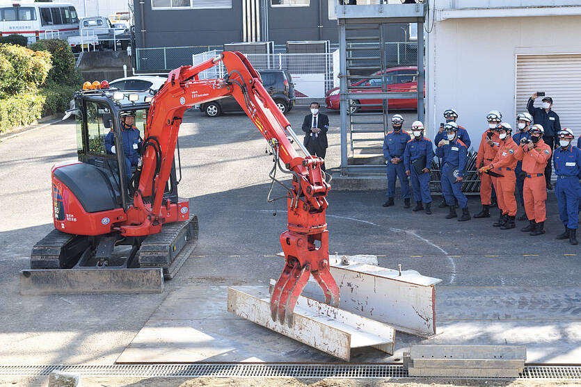 震災対応に強くなる重機訓練法 取手市消防本部